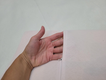 съемный мягкий  чехол из гипоаллергенного материала