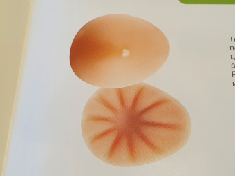 Экзопротез молочной железы Novea из прочной пленки с водоотводящими канавками