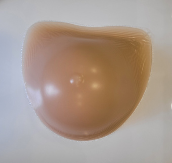 Экзопротез молочной железы Novea симметричный из плотной пленки с впадиной среднего размера